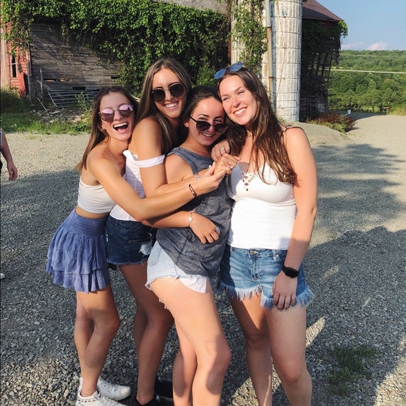 Meet your Posher, Sophie - Picture 1 of 1